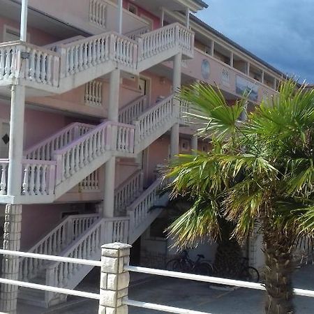 Apartment Leona Medulin Exterior foto